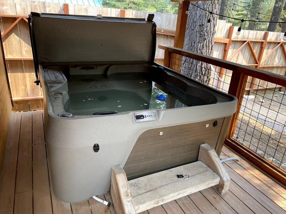 Familyfuncabin Tahoma 外观 照片